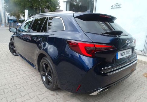Toyota Corolla, 2025 3