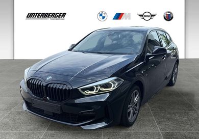 BMW 118, 2023