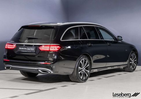 Mercedes-Benz E 300, 2021