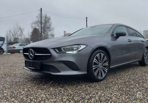 Mercedes-Benz CLA 180, 2021