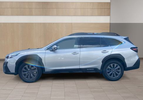 Subaru OUTBACK, 2025