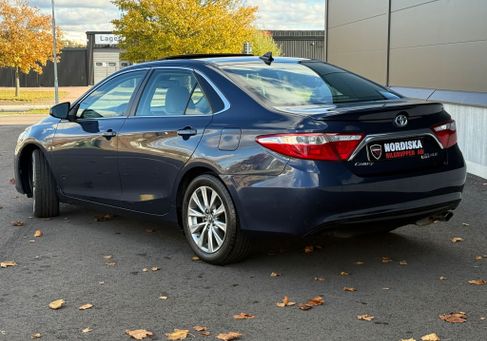 Toyota Camry, 2017