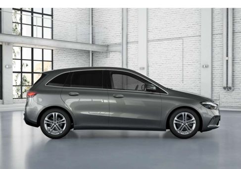 Mercedes-Benz B 180, 2025