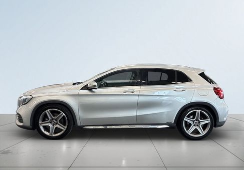 Mercedes-Benz GLA 220, 2018 3