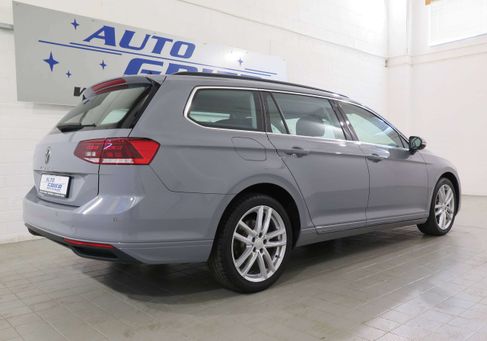 Volkswagen Passat Variant, 2024 2
