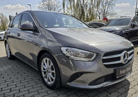 Mercedes-Benz B 180, 2019