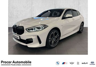 BMW 120, 2023