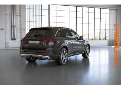 Mercedes-Benz GLC 300, 2019 3
