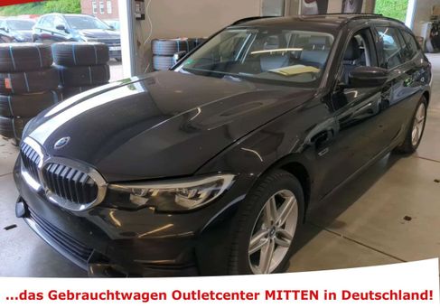 BMW 320, 2022