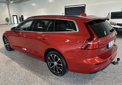 Volvo V60, 2022