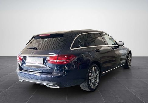 Mercedes-Benz C 300, 2021