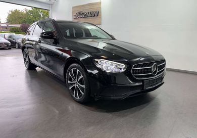 Mercedes-Benz E 300, 2022