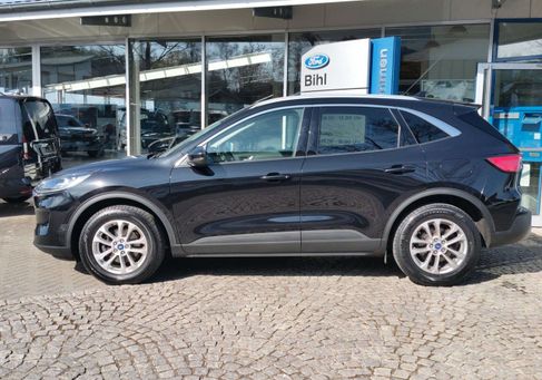 Ford Kuga, 2021
