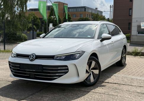 Volkswagen Passat Variant, 2024 3