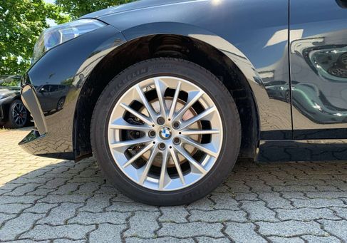 BMW 118, 2023