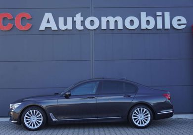 BMW 750, 2019