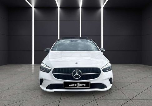 Mercedes-Benz B 200, 2024
