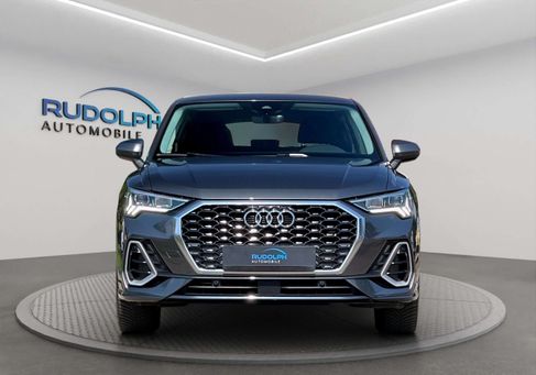 Audi Q3, 2022