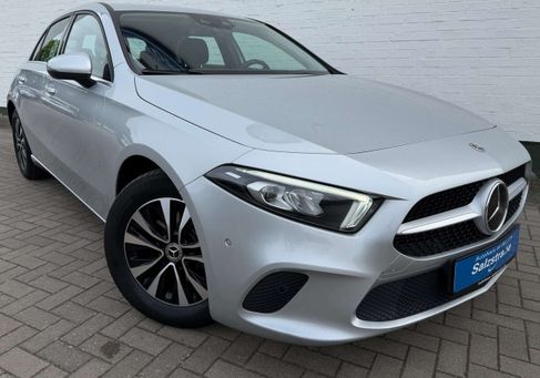 Mercedes-Benz A 200, 2021