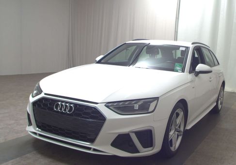 Audi A4, 2022