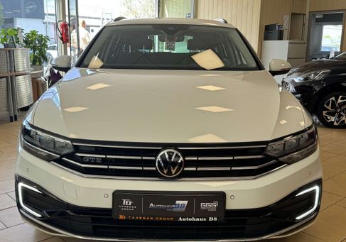 Volkswagen Passat, 2022