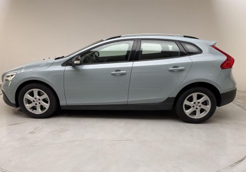 Volvo V40 Cross Country, 2019