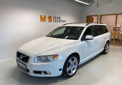 Volvo V70, 2011