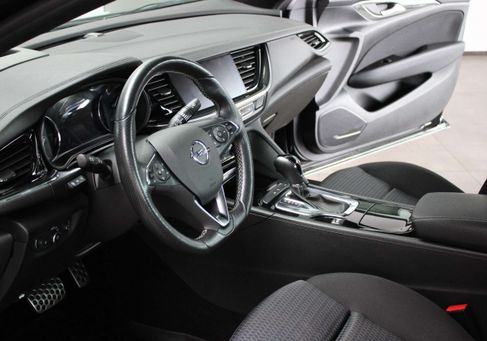 Opel Insignia, 2022 2