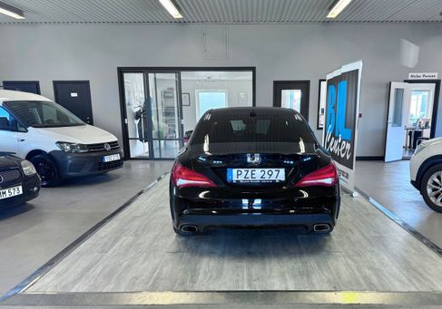 Mercedes-Benz CLA 220, 2015