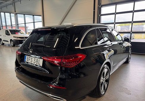 Mercedes-Benz C 300, 2023