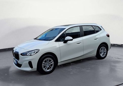 BMW 220, 2023 2