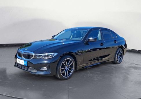 BMW 320, 2022