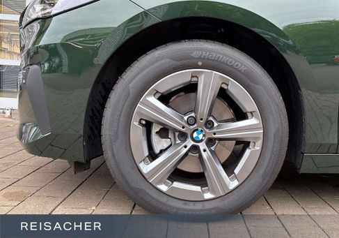 BMW 220, 2025 3