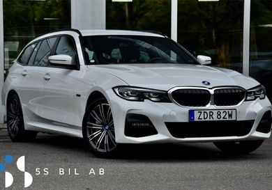 BMW 330, 2022