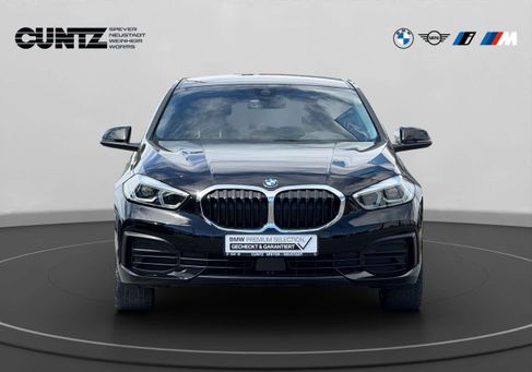BMW 118, 2023