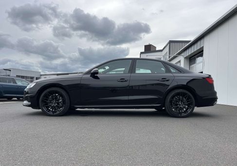Audi A4, 2023 2