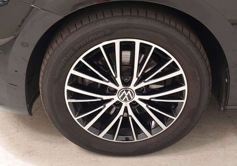 Volkswagen Touran, 2024