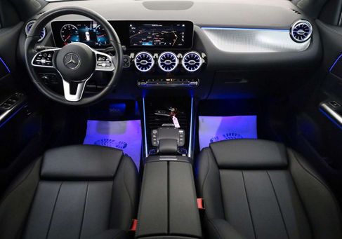 Mercedes-Benz GLA 200, 2020