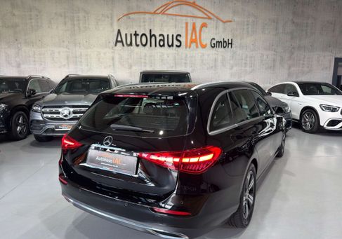 Mercedes-Benz C 220, 2022
