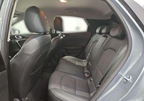 Kia XCeed, 2025 2