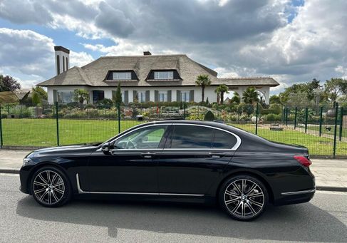 BMW 7 Serija, 2021