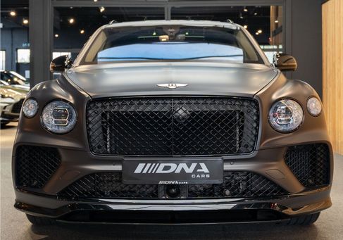 Bentley Bentayga, 2024