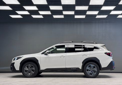 Subaru OUTBACK, 2022