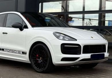 Porsche Cayenne, 2021