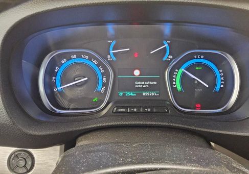 Peugeot Traveller, 2021