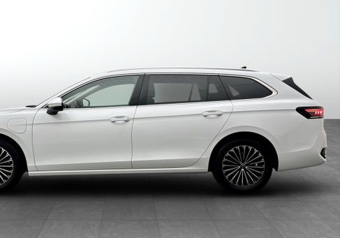Volkswagen Passat Variant, 2025 2