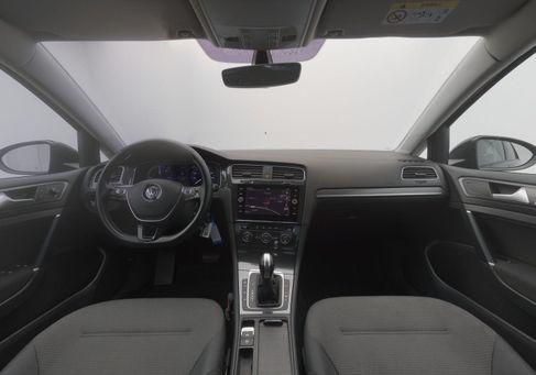 Volkswagen Golf, 2020 3