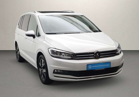 Volkswagen Touran, 2021 3