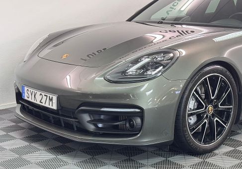 Porsche Panamera, 2022