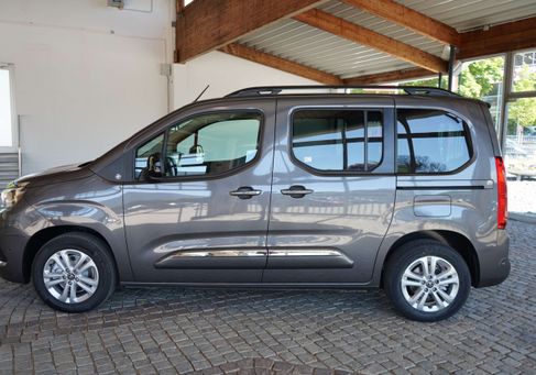 Toyota Proace, 2022